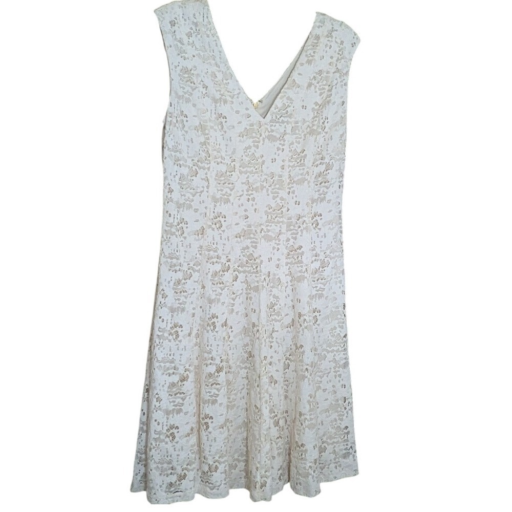 Donna‎ Karan White Lace V-Neck Fit & Flare Tea Dress Size 10